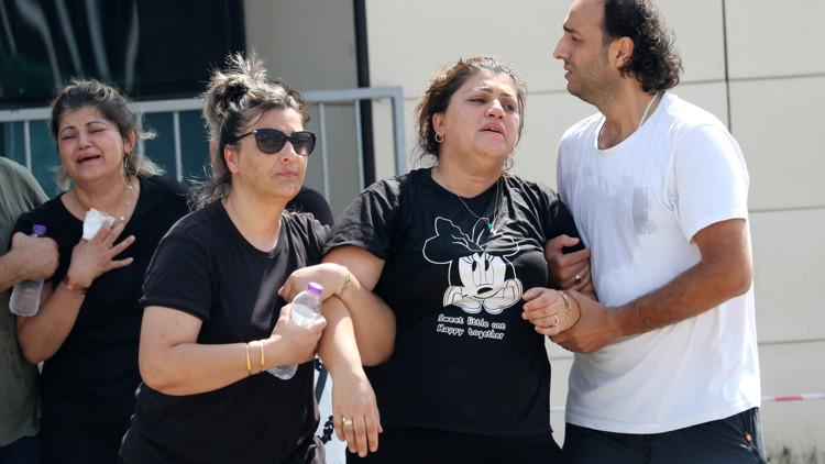 Antalyada oda başkanının 2 kişiyi öldürdüğü olay kamerada (2)