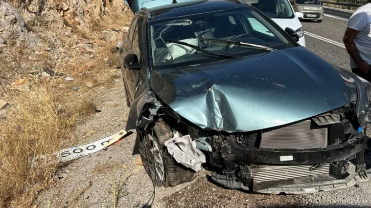 Akseki-Seydişehir yolunda kaza 5 kişi yaralandı