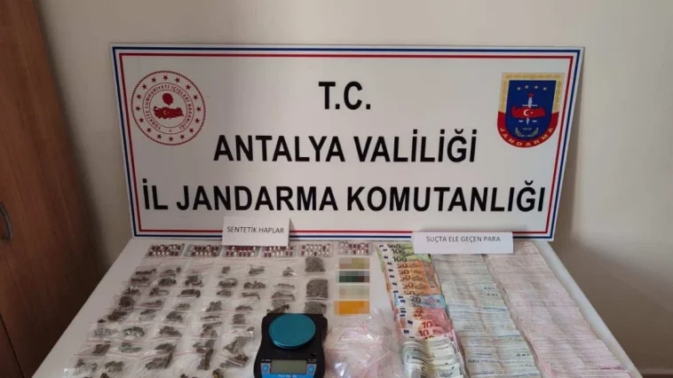 Alanya ve Manavgat'ta uyuşturucu operasyonu