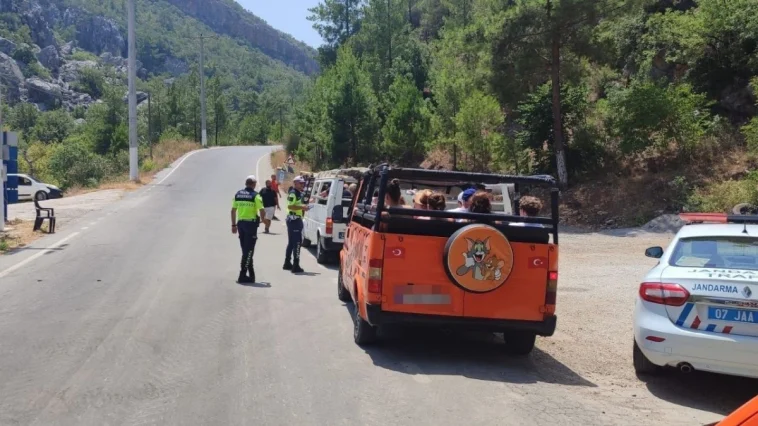 Alanya’da safari araçlarına denetim