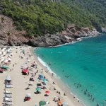 Alanya’da sıcak hava, Kleopatra Plajı’nı doldurdu