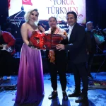 Antalya Yörük Türkmen Festivali'nde Funda Arar coşkusu