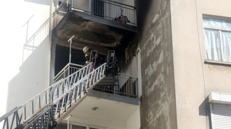 Antalya’da apartman dairesinde korkutan yangın