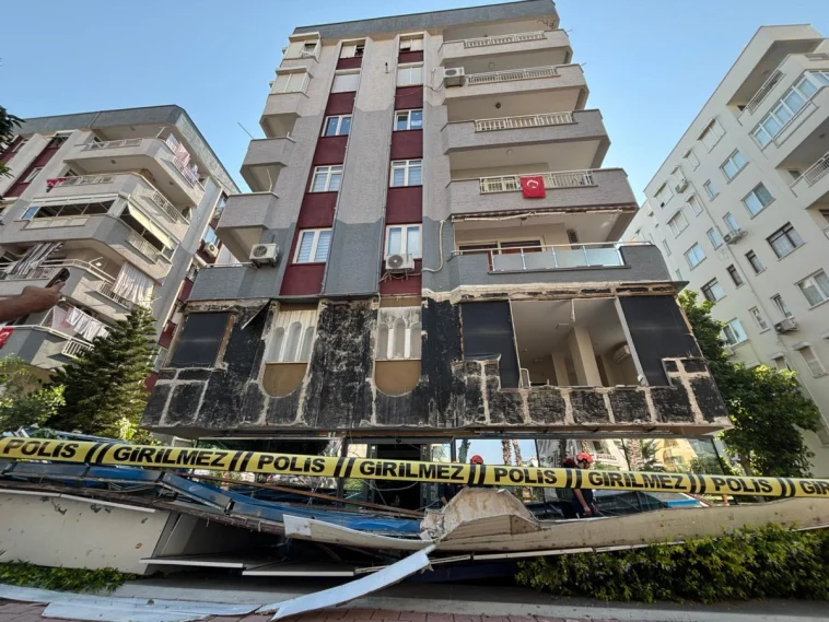 Antalya'da faciadan dönüldü