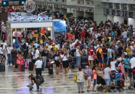 Antalya'ya gelen turist sayısı 6 milyon 250 bini geçti