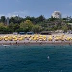 Büyükşehir plajları tatilcilerin gözdesi oldu