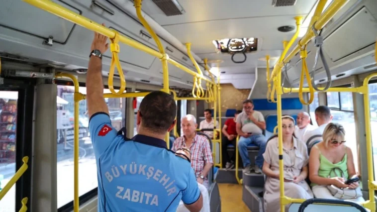 Büyükşehir’in toplu ulaşım araçlarına denetimleri devam ediyor