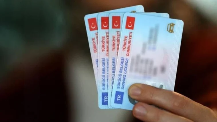 Ehliyet yenileme tarihi hakkında flaş karar!