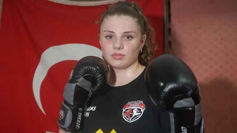 İçindeki İrem'i ringde buldu