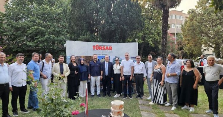 image_750x_6896e770b1ff8