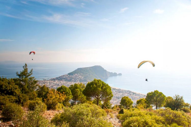 ANTALYA DÜŞÜŞTE!