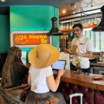 7/24 YAŞAYAN BİR ALAN: RESEPSİYON VE BAR BİR ARADA