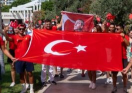 BAIA LARA’DA ZAFER BAYRAMI COŞKUSU