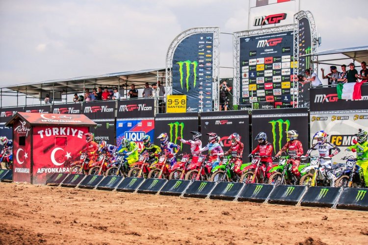 BU ŞAMPİYONA AFYONKARAHİSAR'I SPOR TURİZMİNİN ZİRVESİNE TAŞIYOR