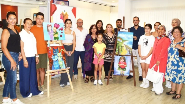 Küçük sanatçıların sergi heyecanı