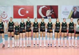 Manavgat kadın voleybol takımı 1. Lig'de