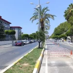 Manavgat'ta araçlar için tehlike oluşturan rögarlar kapatılıyor