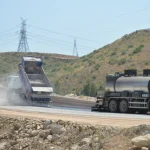 Manavgat’ta grup yolları asfaltlanıyor