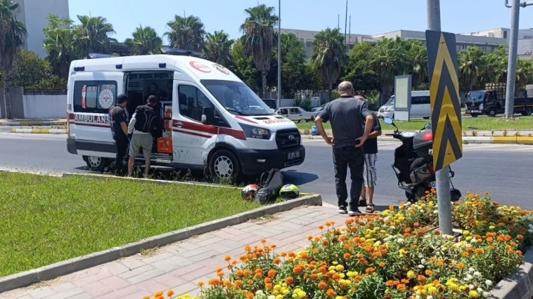 Manavgat'ta motosikletler çarpıştı: 1 yaralı