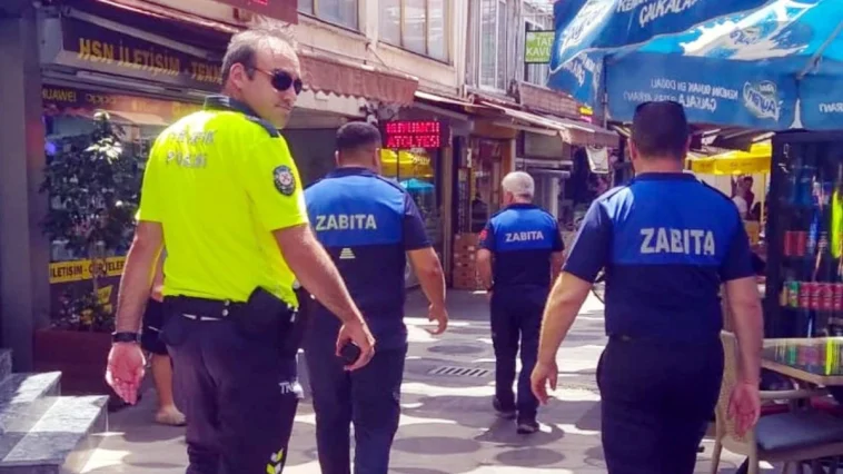 Manavgat'ta zabıtadan sokak denetimi