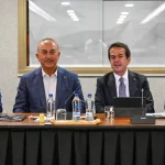 Mevlüt Çavuşoğlu'ndan Antalya Ticaret Borsası'na ziyaret