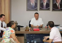 MHP'li Başkan, Antalyalıları dinledi
