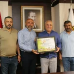 Tropikal üreticilerden Erdem’e onursal üyelik