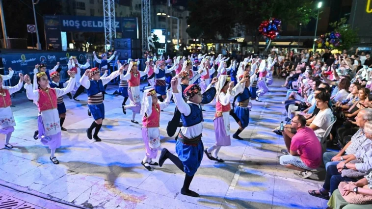 Yöreler Renkler Festivali’nde Ege ve Marmara rüzgarı