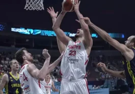 12 Dev Adam Avrupa Şampiyonası'nda çeyrek finalde!