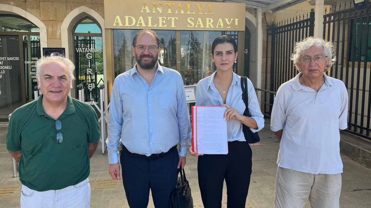 Çevre ve şehircilik il müdürüne müze için suç duyurusu