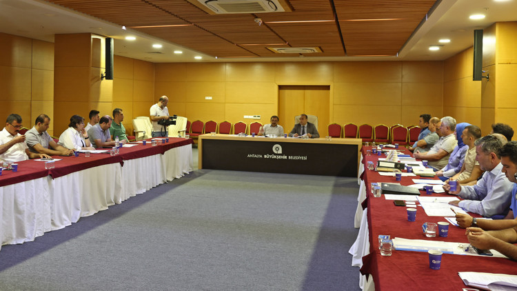 Büyükşehir halleri sezona hazır