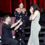 Sahnede sürpriz evlilik teklifi