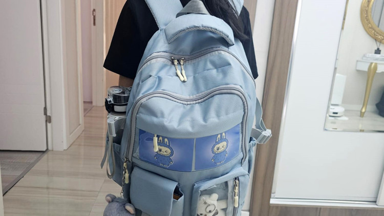 Ağır okul çantaları skolyozu tetikliyor; ağrılar kronikleşiyor