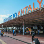 Antalyada turist sayısı 12,8 milyonu aştı; otellerde Rus, Alman ve İngiliz yoğunluğu