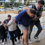 Vicdansızlar bu sefer şehit ailesini hedef aldı İstanbul ve Antalyada yakalanıp Edirneye getirildiler