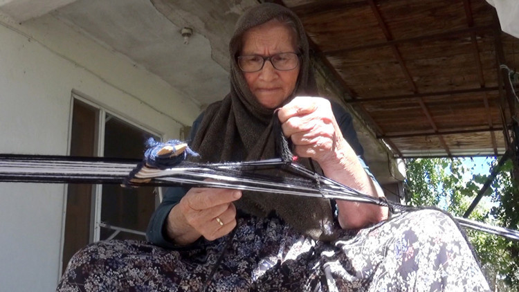 Elif Teyze kolan kültürünü yaşatıyor