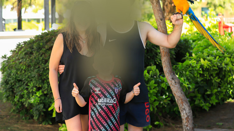 ‘Papağanlarla fotoğraf yasağının maliyeti 3 ile 6 milyon avro arasında’