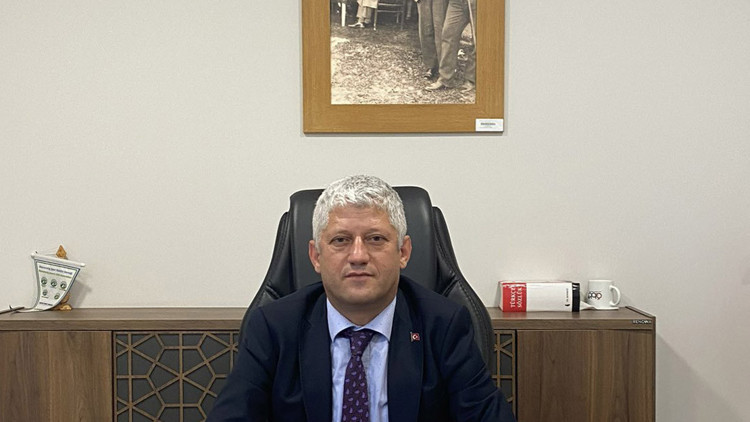 Mahkeme başkanından savunma yapan sanığa küfür uyarısı