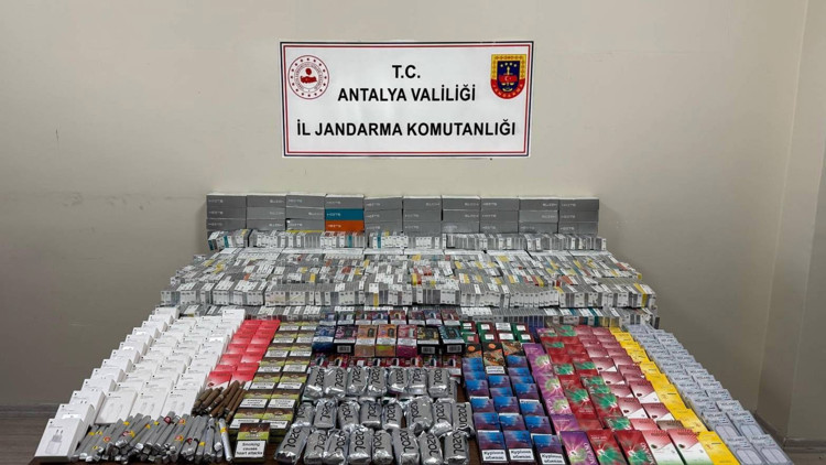 Kemerde kaçak sigara operasyonu