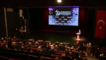 'Adım Adım Cumhuriyet' söyleşisi