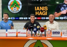 Alanyaspor, Ianis Hagi ile sözleşme imzaladı