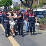 Antalya’da 1’i turist 3 kişiyi yaralayan motosikletli şüpheliler yakalandı