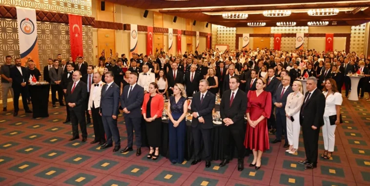 Antalya'da 30 Ağustos resepsiyonu