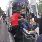 Antalya'da 4 araçlı zincirleme kaza: 2 Alman turist yaralandı