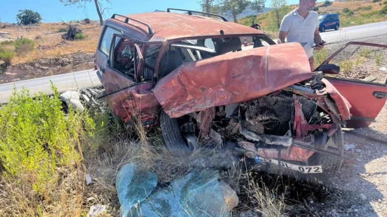 Antalya’da feci kaza: 1'i ağır 6 yaralı