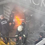 Antalya'da iş hanındaki yangın kısa sürede söndürüldü