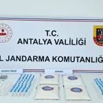 Antalya’da jandarmadan kokain operasyonu