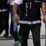 Antalya'da suç örgütlerinin adını kullanarak haraç isteyen 6 şüpheli yakalandı