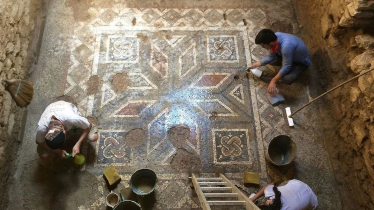 Antik kentlerde ziyaretçi bilinci uyarısı