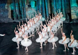 Aspendos 'Kuğu Gölü' ile renklenecek